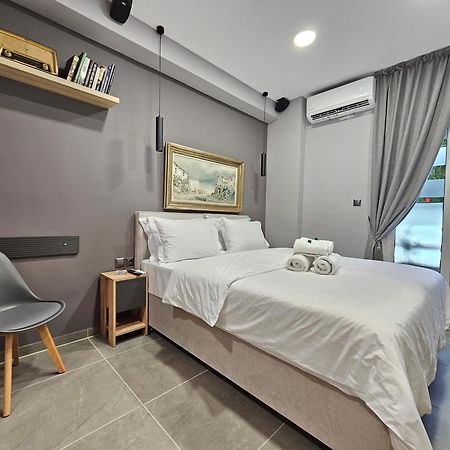 Dione Luxury Business Suite In The Heart Of Atenas Exterior foto