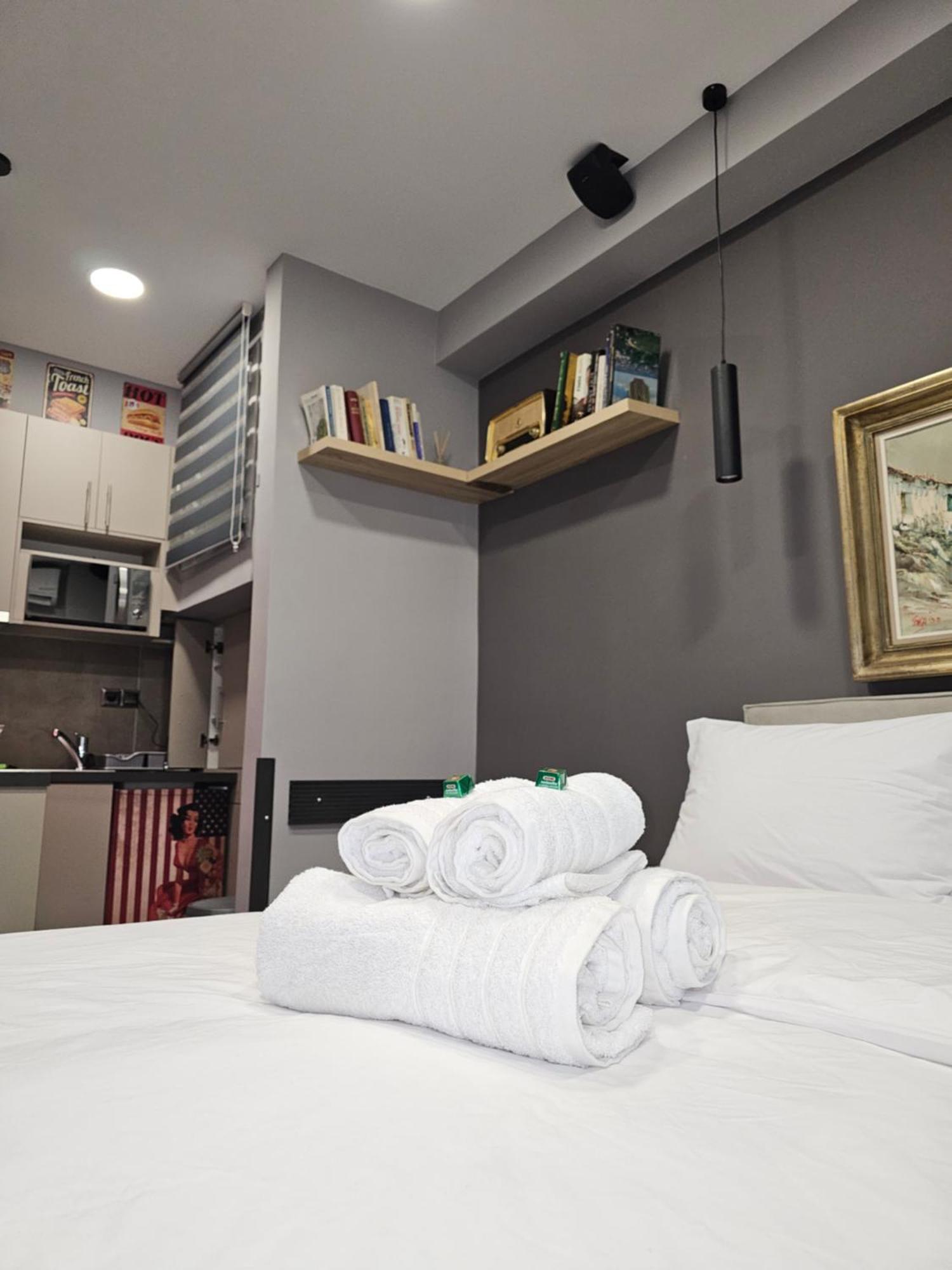 Dione Luxury Business Suite In The Heart Of Atenas Exterior foto